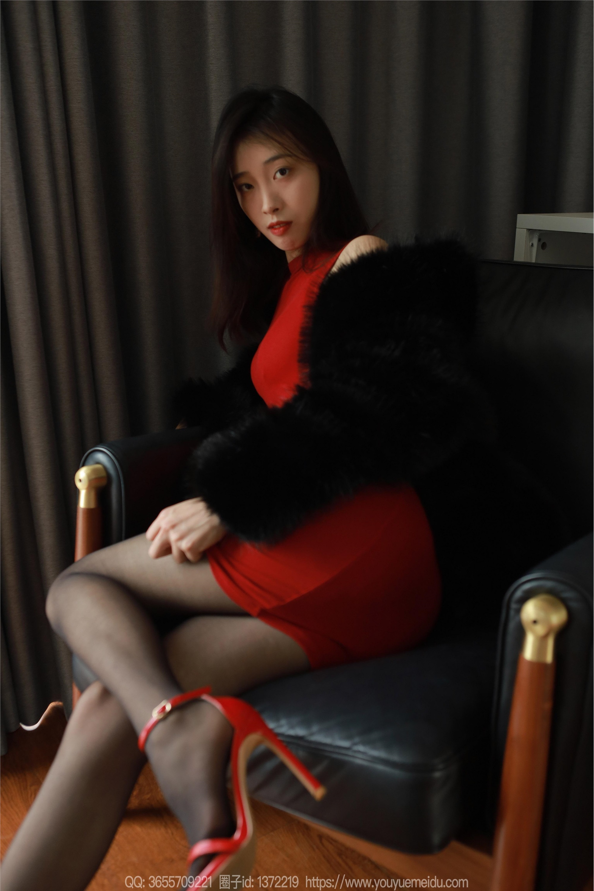 IESS异思趣向  2024.01.25 丝享家 1647 小九《红色包臀裙（上）》